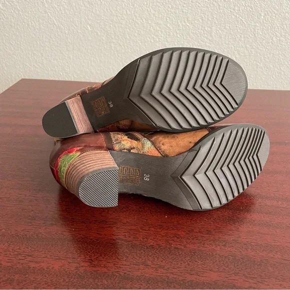 NWOT L’Artiste Charming Genuine Leather Floral Lace Heeled Booties Wearable Art - Picture 4 of 11